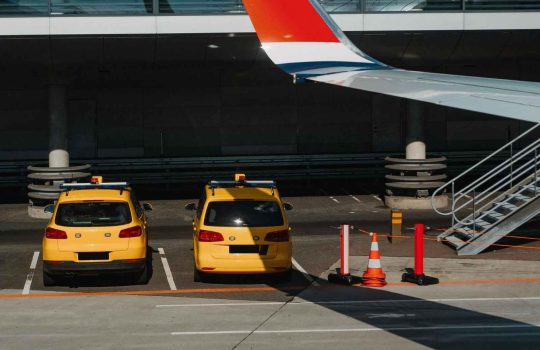 big Airport taxis2
